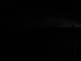 22 : 00
