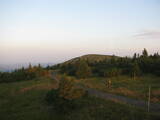 06 : 00