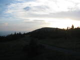 19 : 44