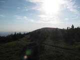 18 : 44