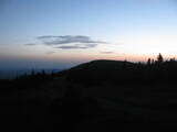 21 : 08