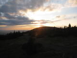 18 : 44