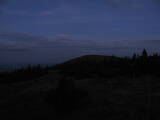 06 : 00