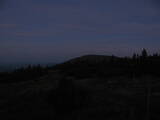 06 : 00