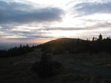 18 : 44